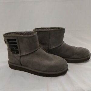 UGG Women's Charcoal Ankle Boots